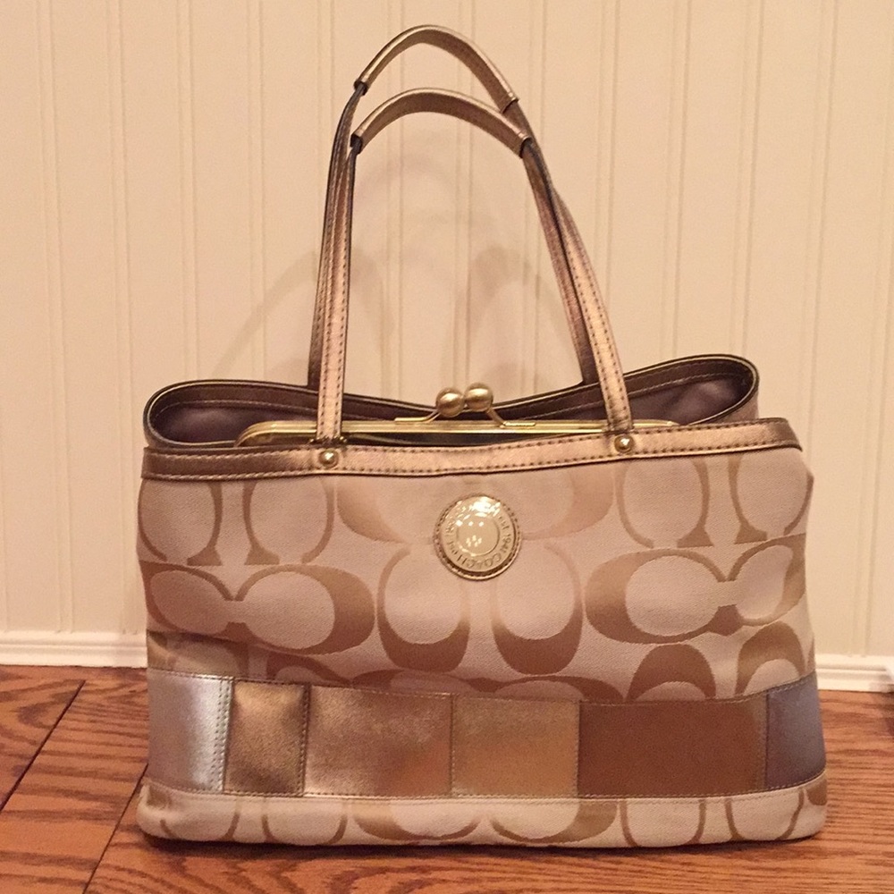 Coach purse